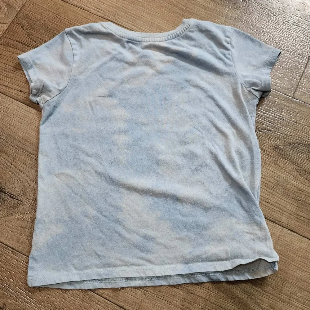 Star Wars Grogu Baby Yoda Cute & Strong Blue Acid Wash Tee Kids Size s